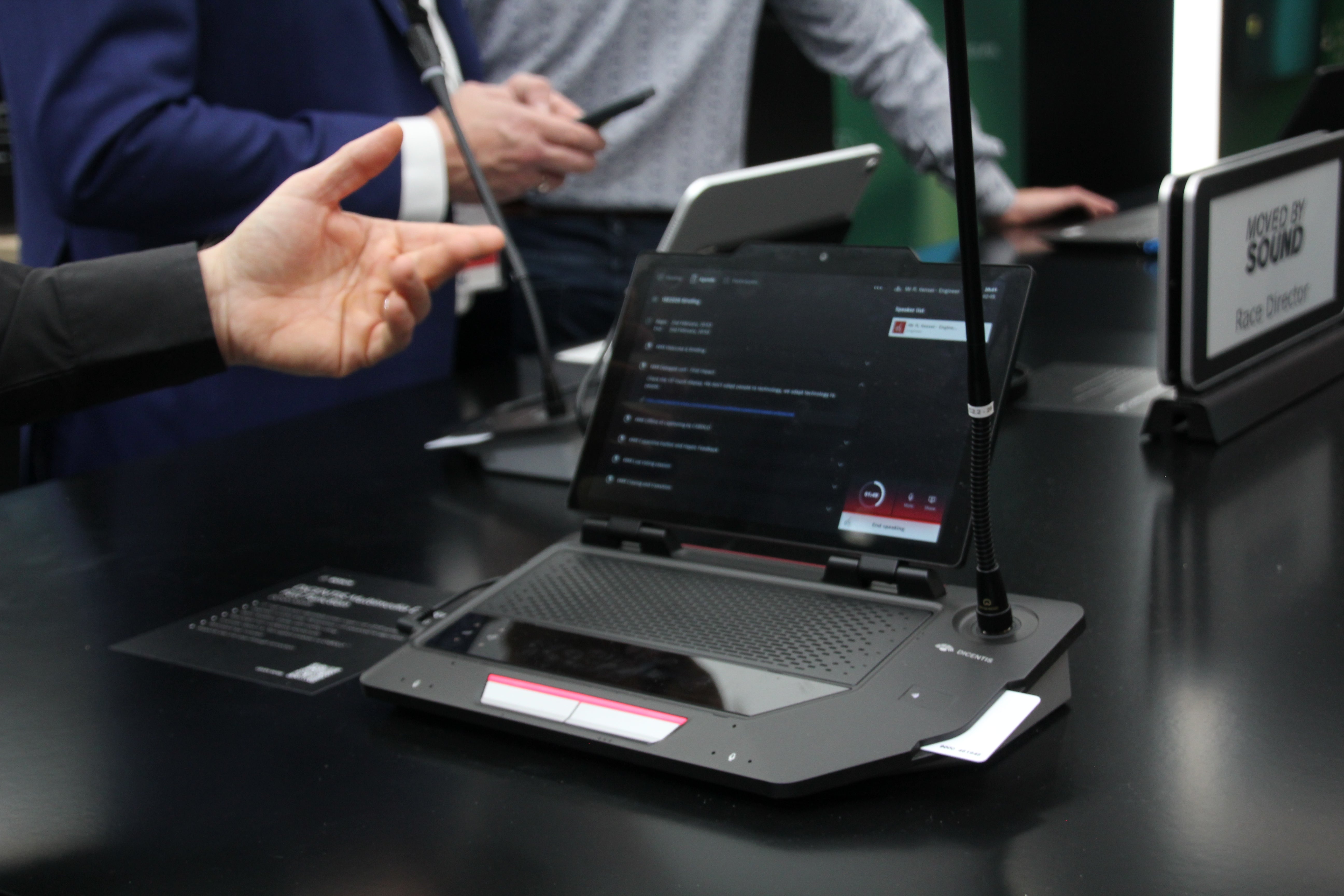 Konferenz und Diskussion Systeme